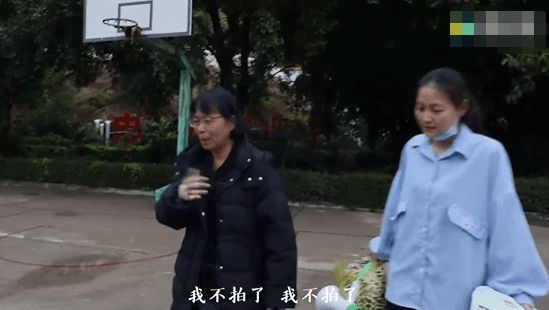 高考后的张桂梅又“躲”了起来