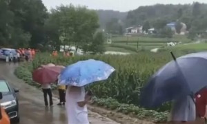 湖南8个村子因暴雨失联