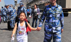 菲海警船撤离中国仙宾礁现场