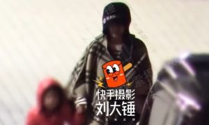 谢娜带3个女儿出门被偶遇缩略图